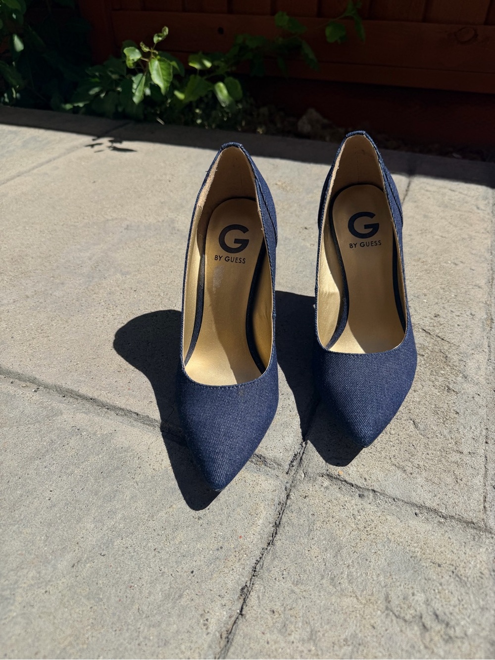 G by Guess Denim Pointed Toe Stiletto Pumps Size 8.5 (Fits 8)